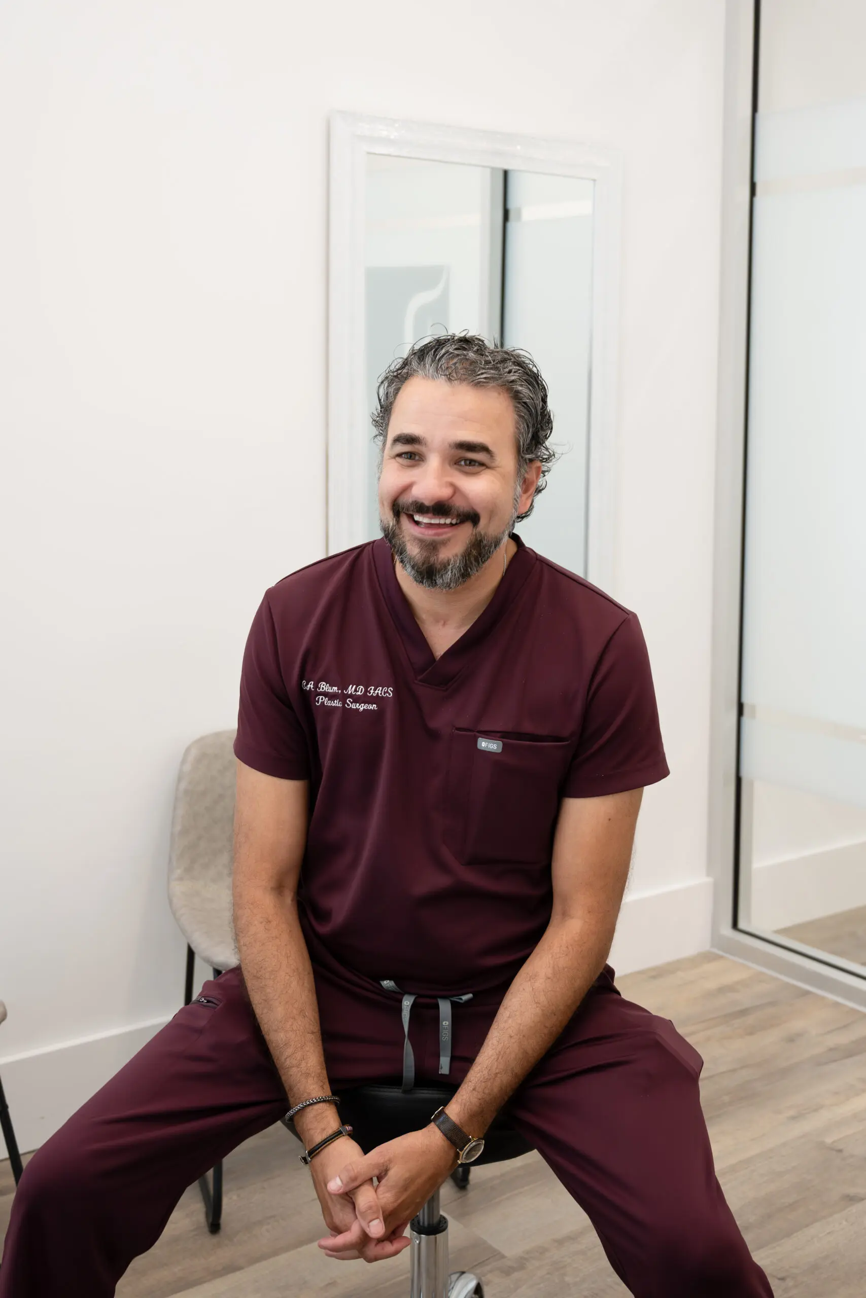 Plastic surgeon in charleston county, sc